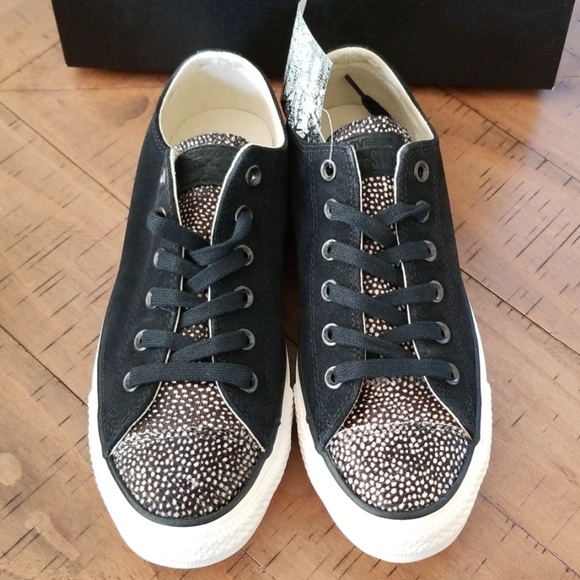 🆕️ Womens Converse Shoes - Picture 6 of 8